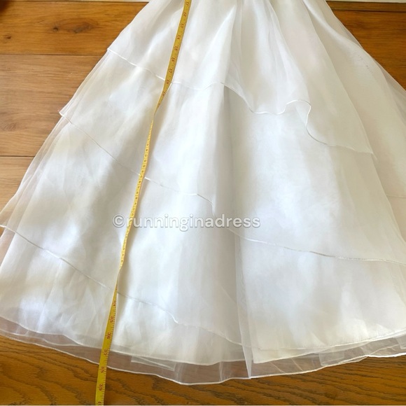 David’s Bridal White Spaghetti Strap Asymmetrical Tiered Organza Gown Size 6 - Picture 12 of 16